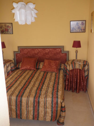 Image No.21-5 Bed Townhouse for sale