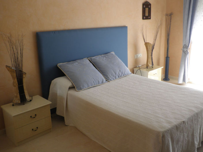 Image No.25-5 Bed Townhouse for sale