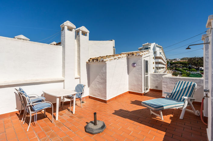 Image No.18-2 Bed Property for sale