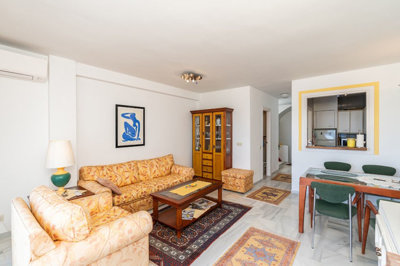 property934733bfaabb21f35590ee62746ecafd4d8