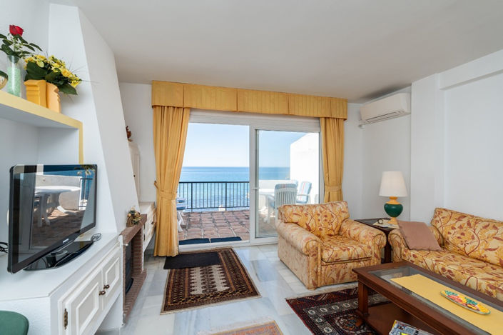 Image No.9-2 Bed Property for sale