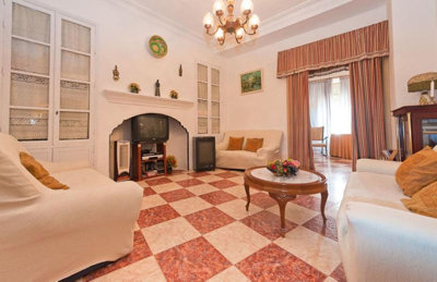 property888d8c14ecbcb2b99227b13da8b6b6f333a