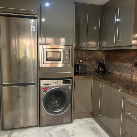 Image No.11-2 Bed Property for sale