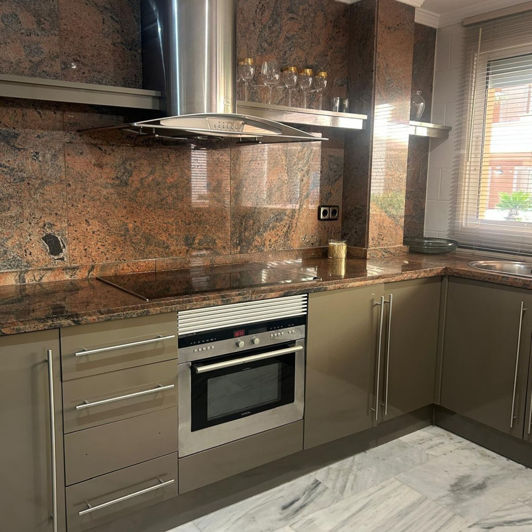 Image No.12-2 Bed Property for sale