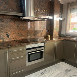 property933c1b84454fd475da0a9e338669c6d8848