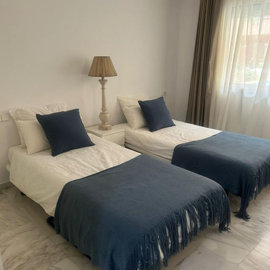 property933e85fc4e61395f56830b277f23307e55f