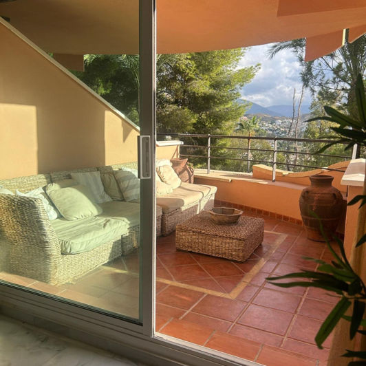 Image No.3-2 Bed Property for sale