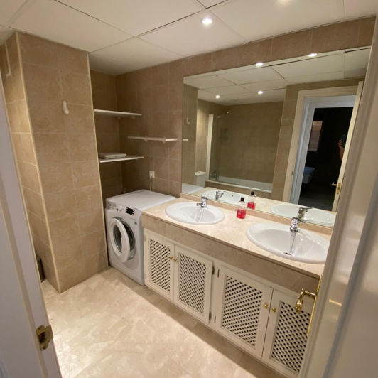 Image No.40-4 Bed Duplex for sale