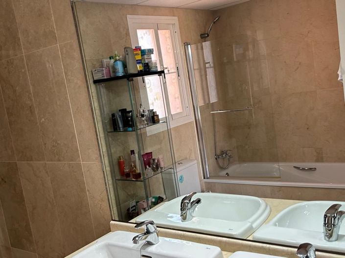 Image No.34-3 Bed Villa for sale