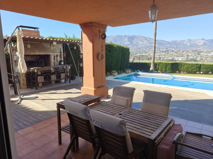 Image No.40-3 Bed Villa for sale