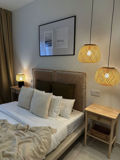 Image No.14-2 Bed Property for sale