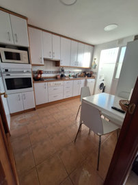 property975d2fa0e8019c4d444278e0a6e53e3626e