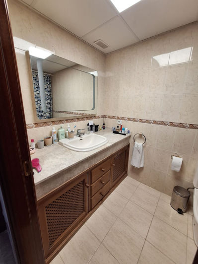 Image No.18-4 Bed Townhouse for sale