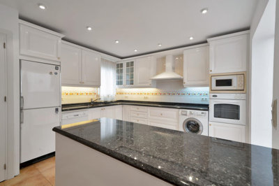 property963706f641ccdb3b2763be5600daa336739