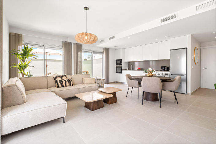 Image No.2-Penthouse de 2 chambres à vendre à Estepona