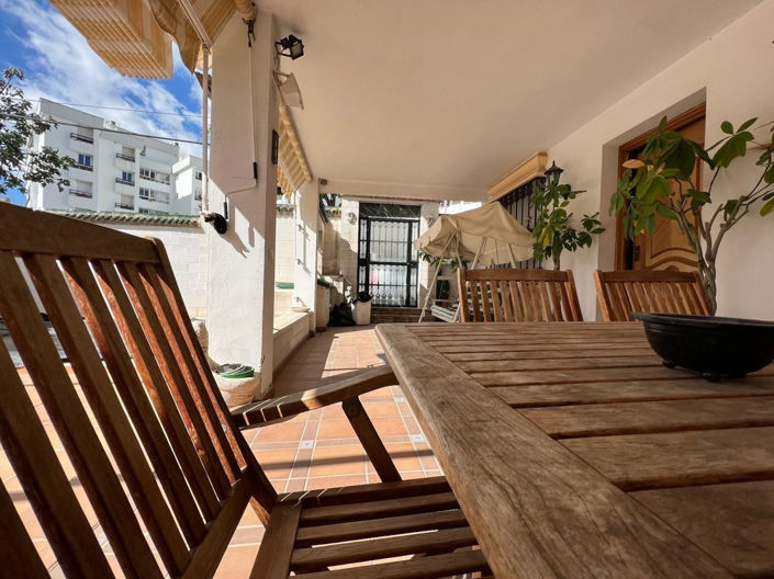 Image No.22-4 Bed Villa for sale