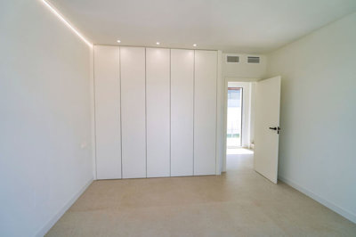 property1014fba93a8b3a2d0b9e1bb346fb1db9b806