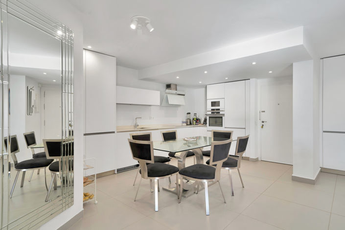 Image No.33-2 Bed Property for sale