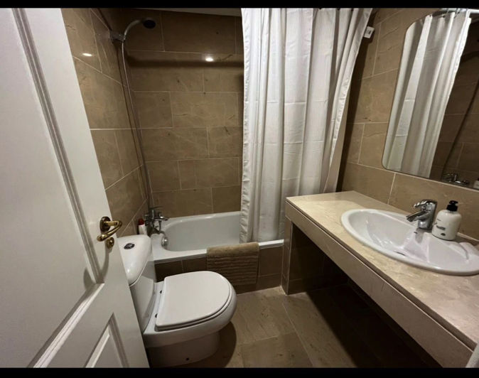 Image No.8-2 Bed Property for sale