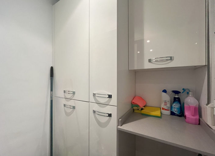 Image No.16-2 Bed Property for sale