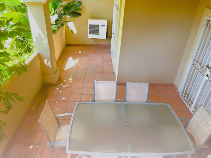 Image No.2-2 Bed Property for sale