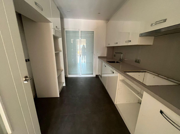 Image No.29-2 Bed Property for sale