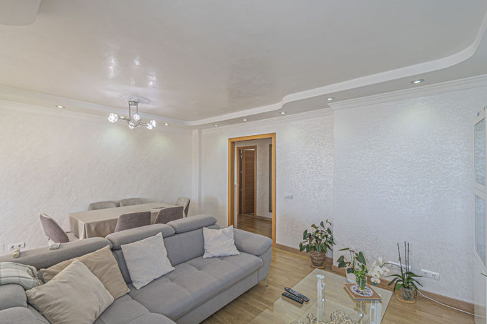 Image No.3-2 Bed Property for sale