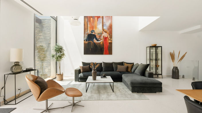 Image No.5-5 Bed Property for sale