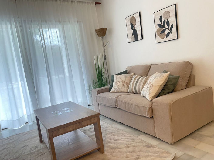 Image No.2-1 Bed Property for sale