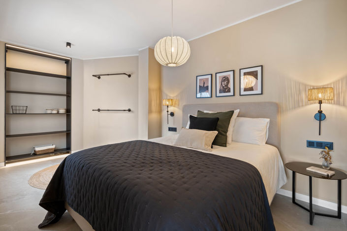 Image No.16-4 Bed Property for sale