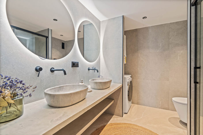 Image No.24-4 Bed Property for sale