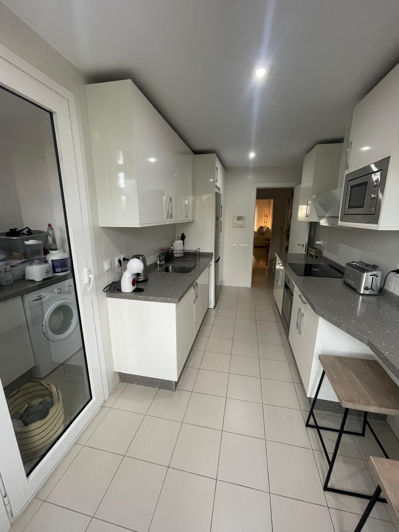 Image No.31-3 Bed Property for sale