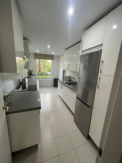 Image No.35-3 Bed Property for sale