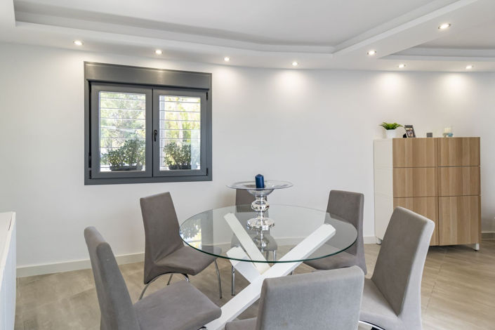 Image No.30-3 Bed Property for sale