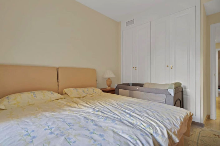 Image No.18-3 Bed Property for sale