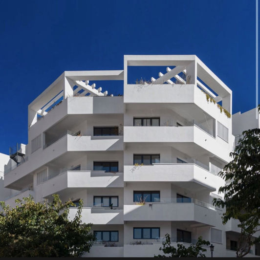 Image No.2-4 Bed Property for sale