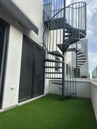 Image No.21-4 Bed Property for sale