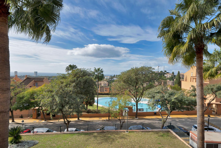 Image No.16-1 Bed Property for sale