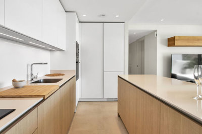 property985fb3226c92f992eb33a5429b0ccf892eb