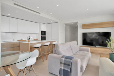 property985b986eb3ee20d9ebd3930c4a9fd92c3d0