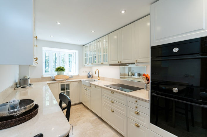 Image No.20-3 Bed Townhouse for sale