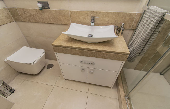 Image No.23-3 Bed Property for sale