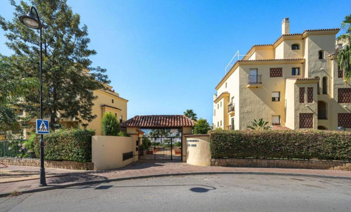 Image No.2-2 Bed Property for sale