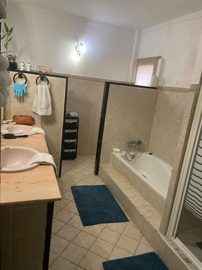 Image No.9-3 Bed Villa for sale