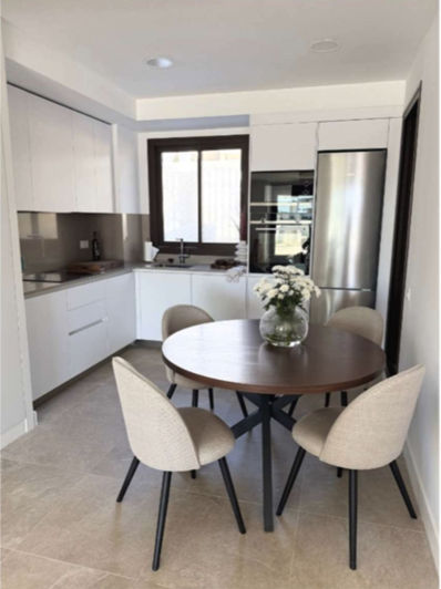 Image No.18-3 Bed Property for sale