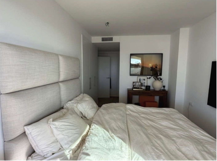 Image No.9-3 Bed Property for sale