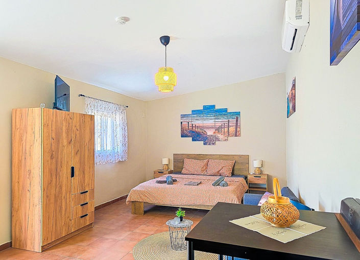 Image No.10-6 Bed Villa for sale