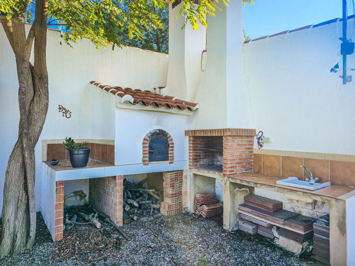 Image No.30-6 Bed Villa for sale