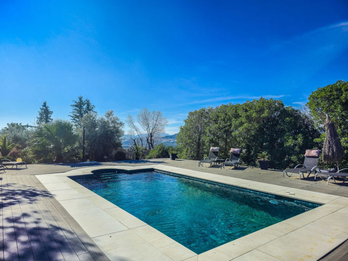 Image No.32-6 Bed Villa for sale