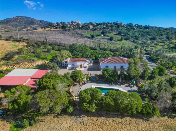 Image No.4-6 Bed Villa for sale